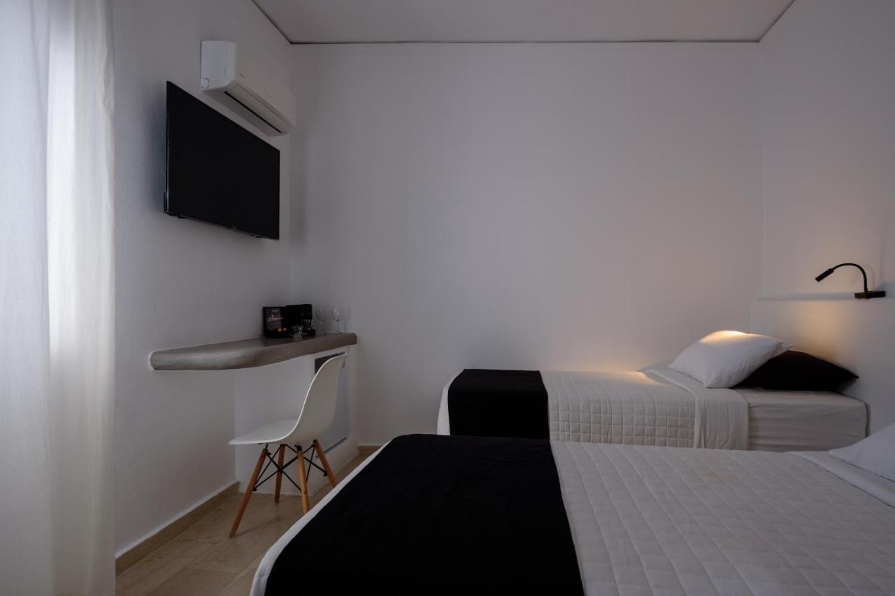 Tataki Family Hotel Firá