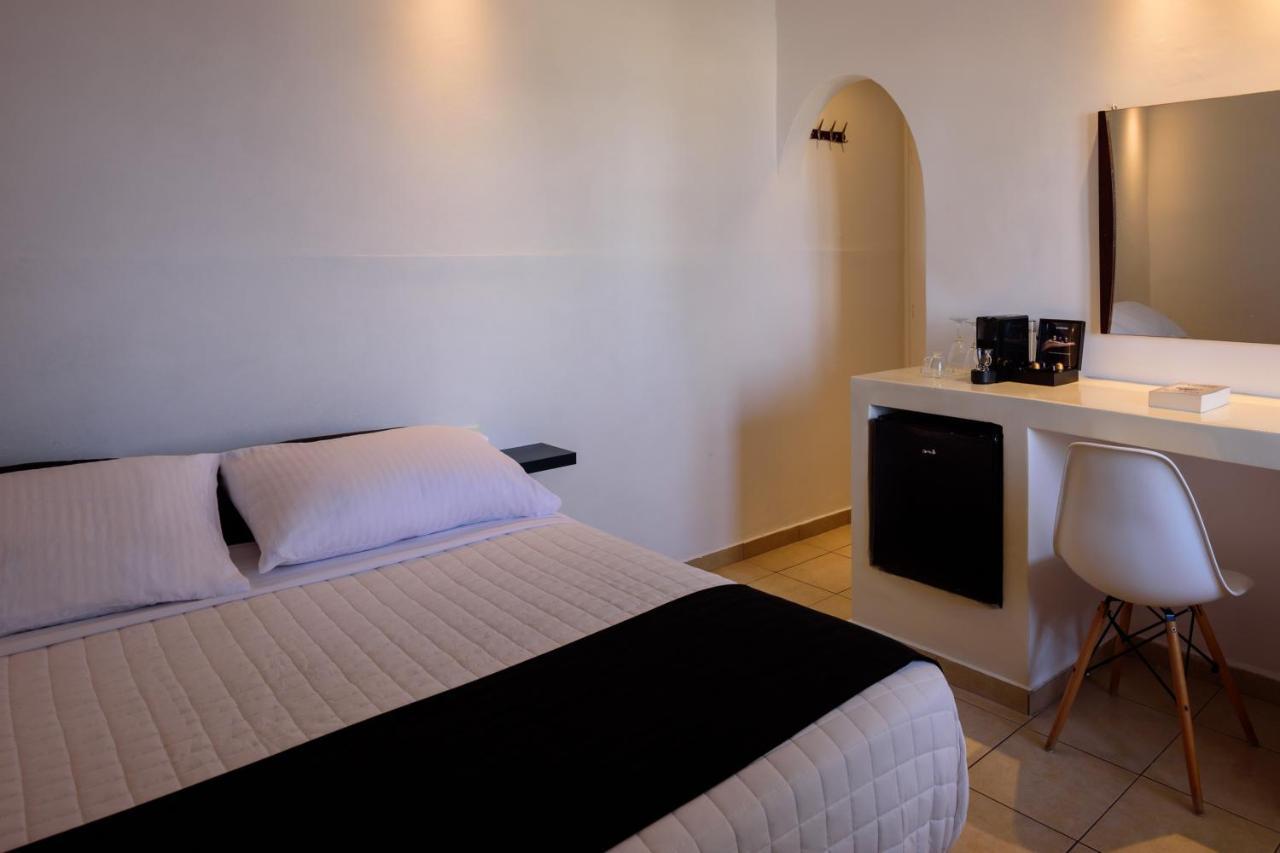 Hotel Tataki Family Firá