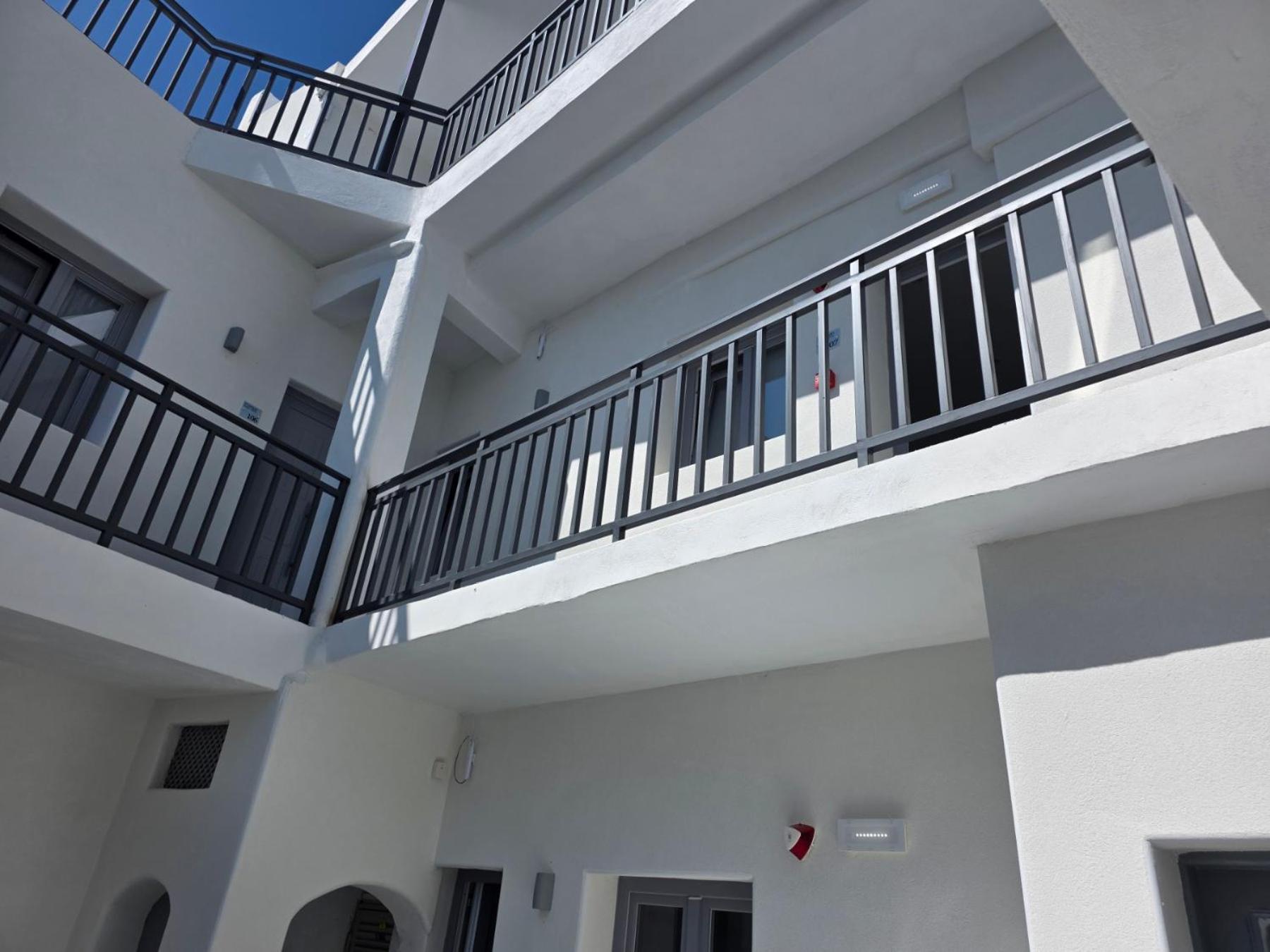 Hotel Tataki Family Fira (Santorini)
